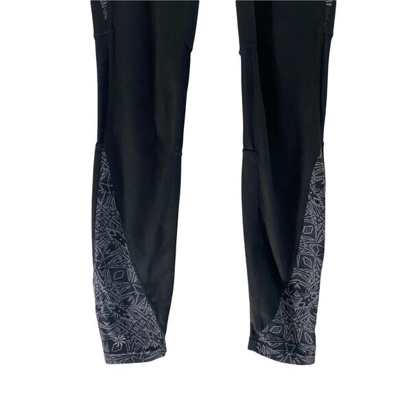 Athleta Small Sophia Street Tights Black Gray Printed Crops - Picture 5 of 11